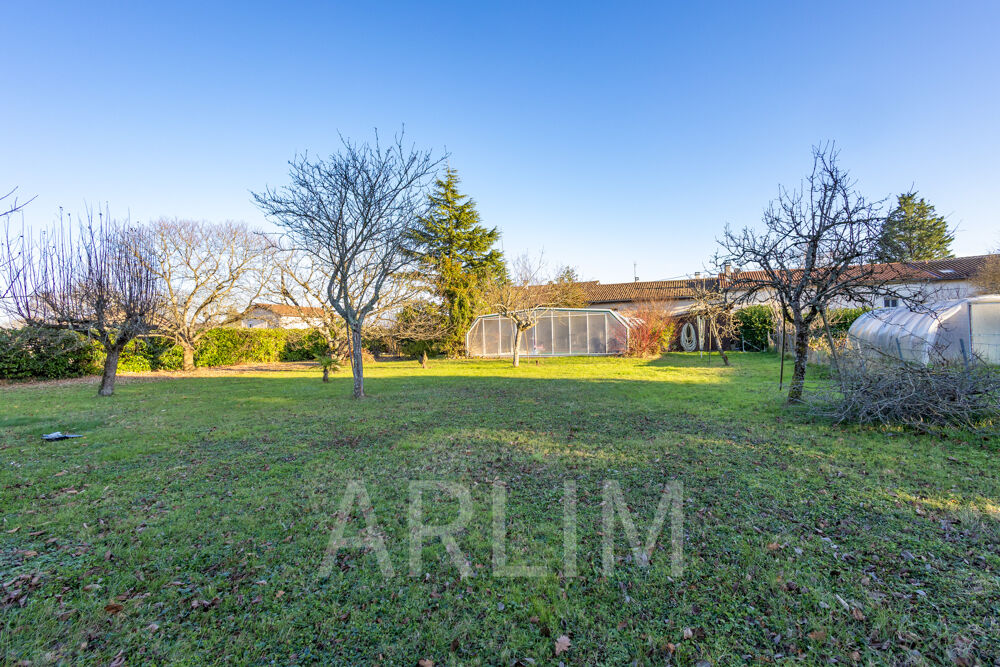  vendre  Proprit/chteau Villette-sur-Ain (01320)