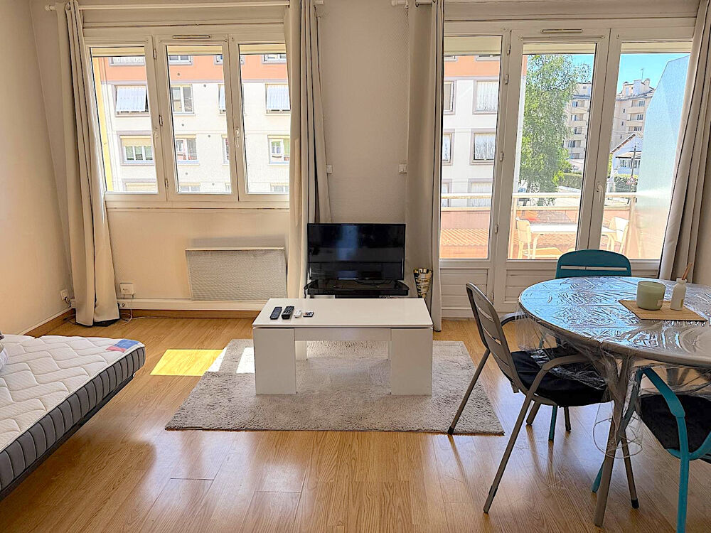 VILLEFRANCHE CENTRE T1 PLUS BALCON ET PARKING 33M2