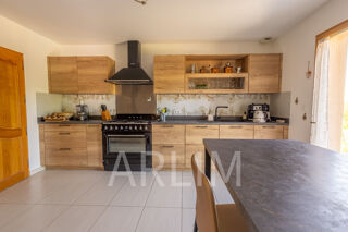  Maison à vendre 7 pièces 225 m²