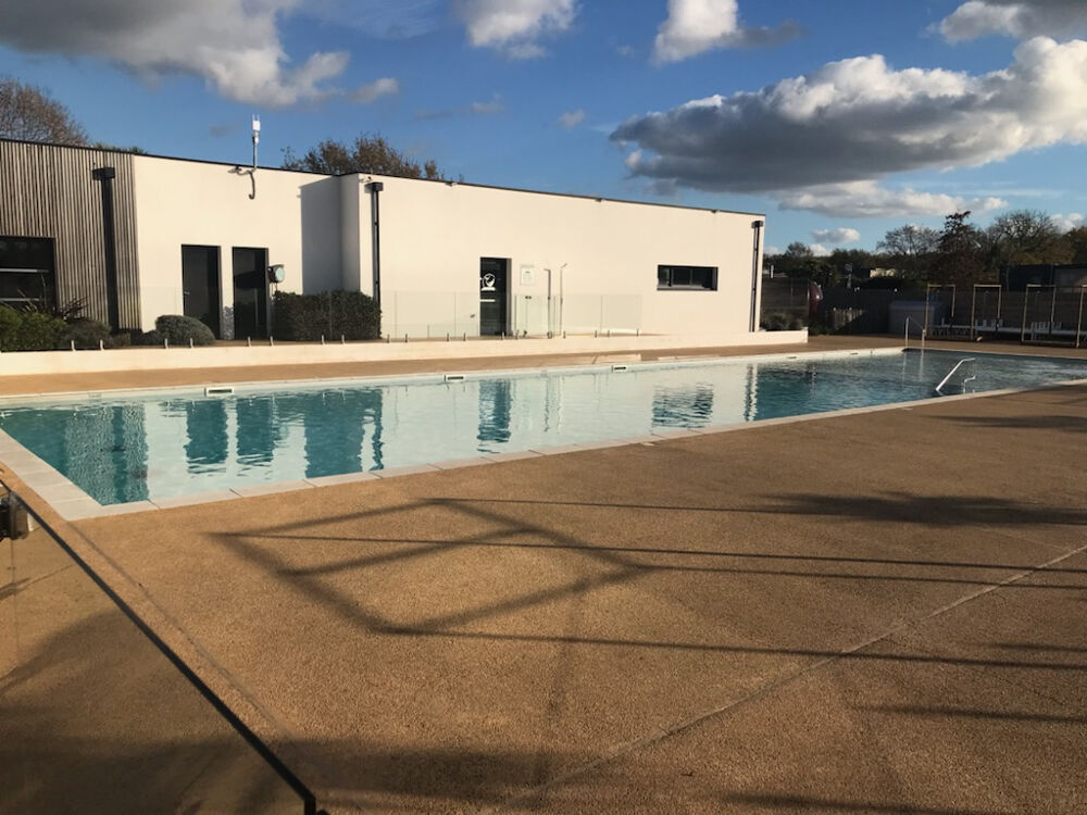 CHARMANTE MAISON BOIS DANS RESIDENCE SECURISE AUX PORTES DES SABLES D'OLONNE