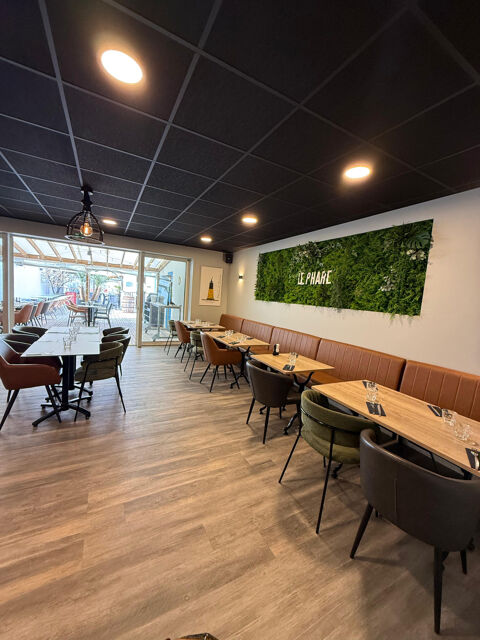   A VENDRE RESTAURANT EN ETAT NEUF CITE BALNEAIRE VENDEE 