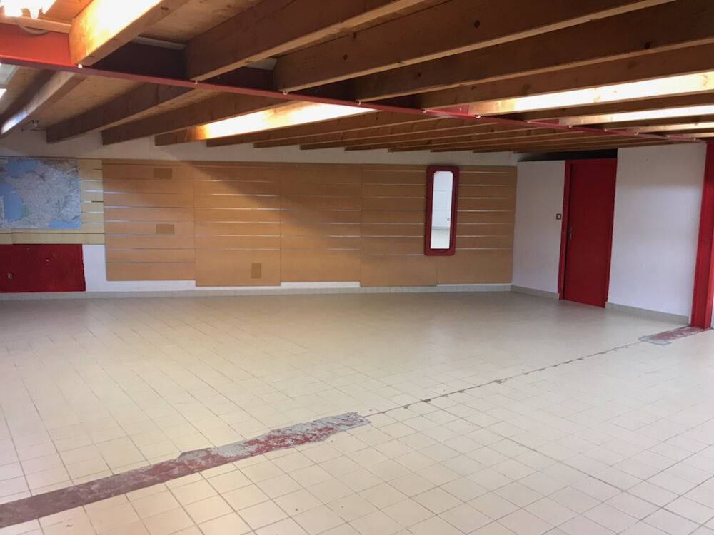   VENDS MURS COMMERCIAUX D UN ENSEMBLE IMMOBILIER 