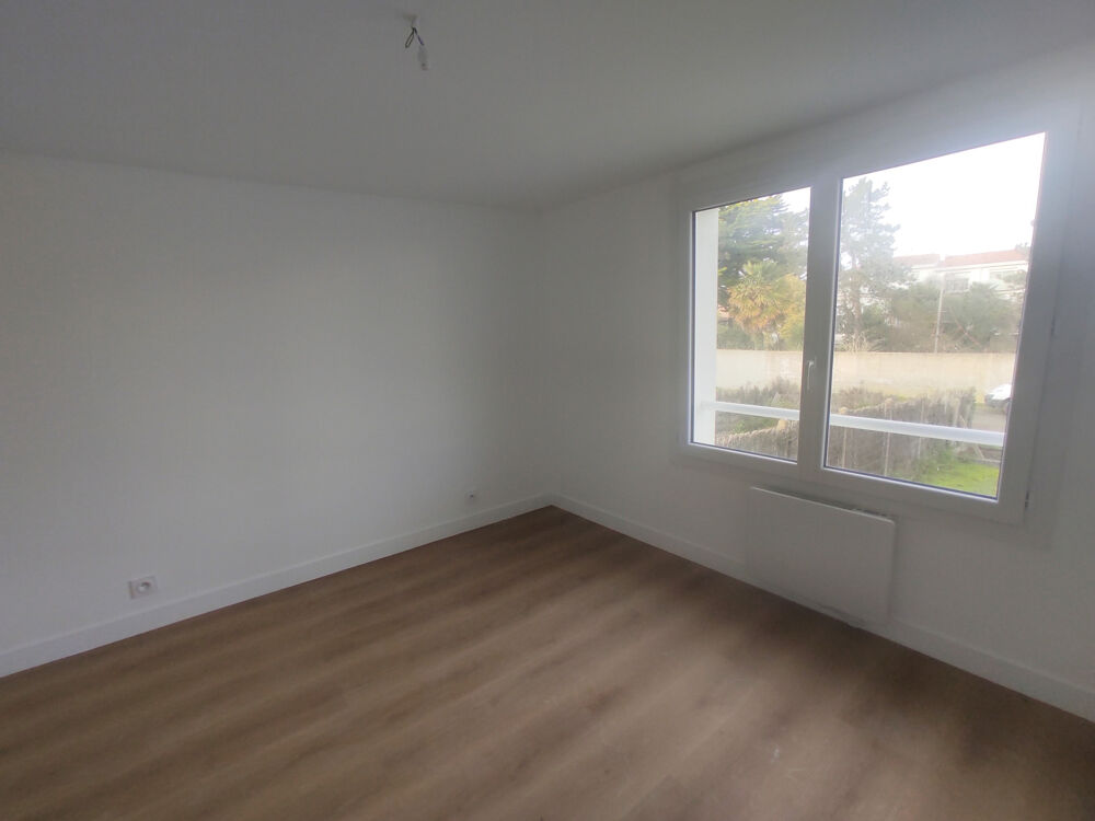 APPARTEMENT 3 CHAMBRES EN CENTRE-VILLE
