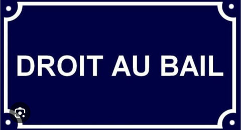   A  CEDER DROIT AU BAIL EN GALERIE MARCHANDE 
