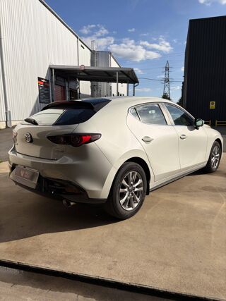 Mazda3 2.0 e-SKYACTIV-X M-Hybrid 186ch Prime Line 2023 occasion 49124 Saint-Barth&eacute;lemy-d'Anjou