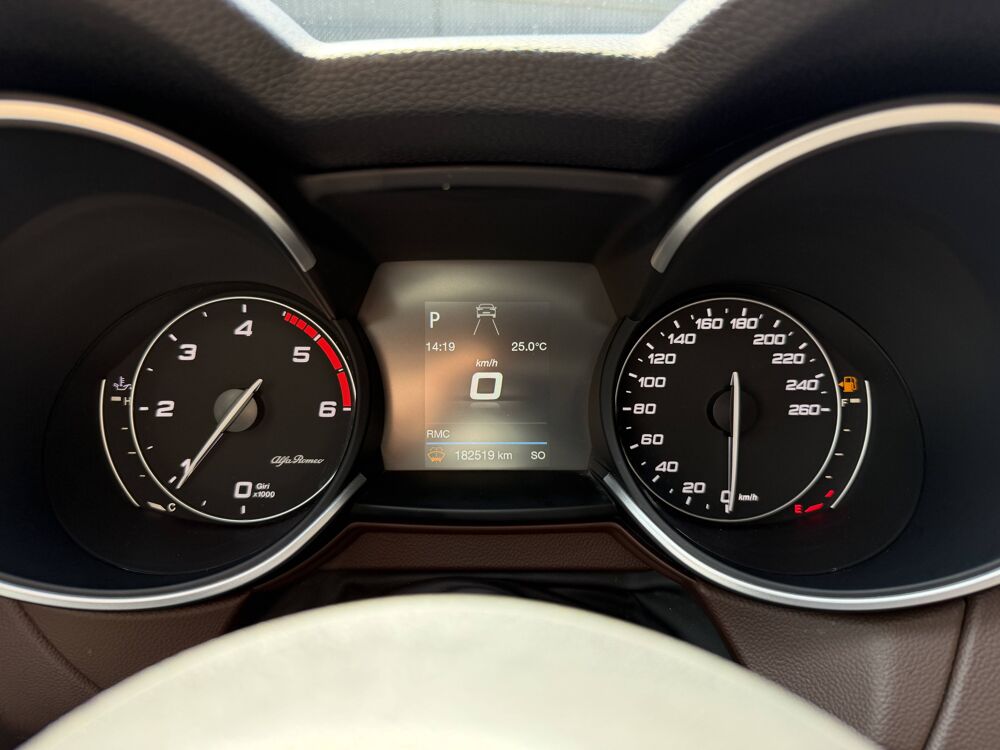 Stelvio 2.2 160ch Edizione AT8 MY19 2019 occasion 49124 Saint-Barth&eacute;lemy-d'Anjou