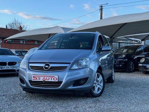 Opel zafira II 1.8 16v Magnetic