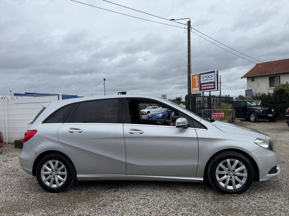 Classe B II (W246) 180 CDI 1.8 Design 7G-DCT 2012 occasion 69800 Saint-Priest