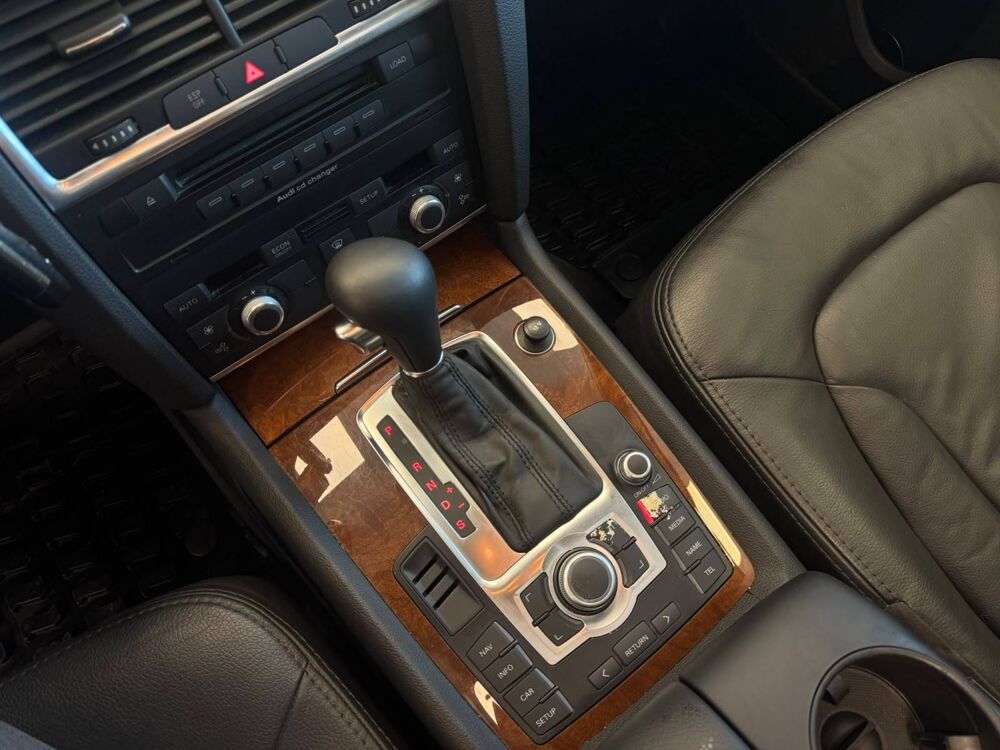 Q7 3.0 V6 TDI 233ch Avus quattro Tiptronic 7 places 2007 occasion 06250 Mougins