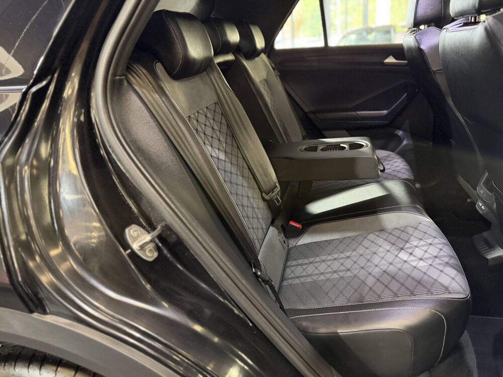 T-ROC R-LINE 1.5 150 CV BVA TVA R&Eacute;CUP&Eacute;RABLE IQLIGHT 2025 occasion 77240 Vert-Saint-Denis