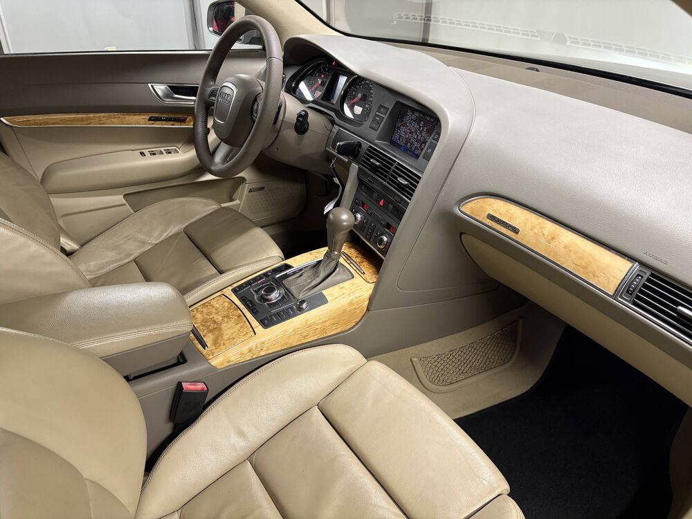 A6 III (C6) 3.2 V6 FSI 255ch Ambition Luxe quattro Tiptronic 2005 occasion 75010 Paris
