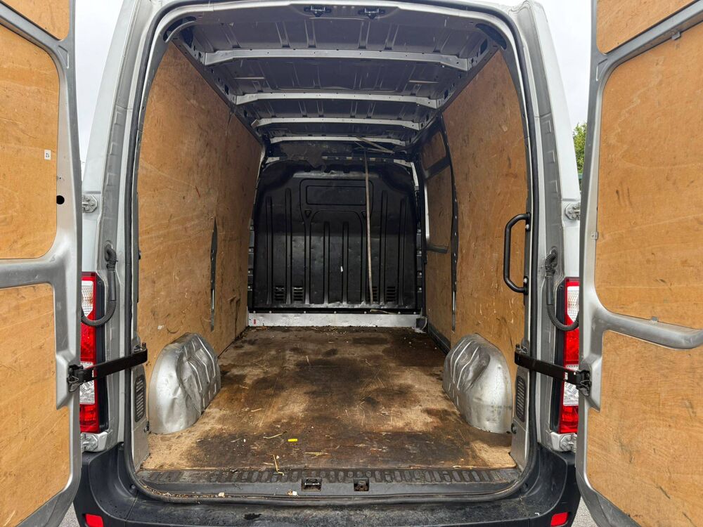 NV400 FOURGON L3H2 3.5T 2.3 DCI 180 S/S N-CONNECTA 2020 occasion 95480 Pierrelaye