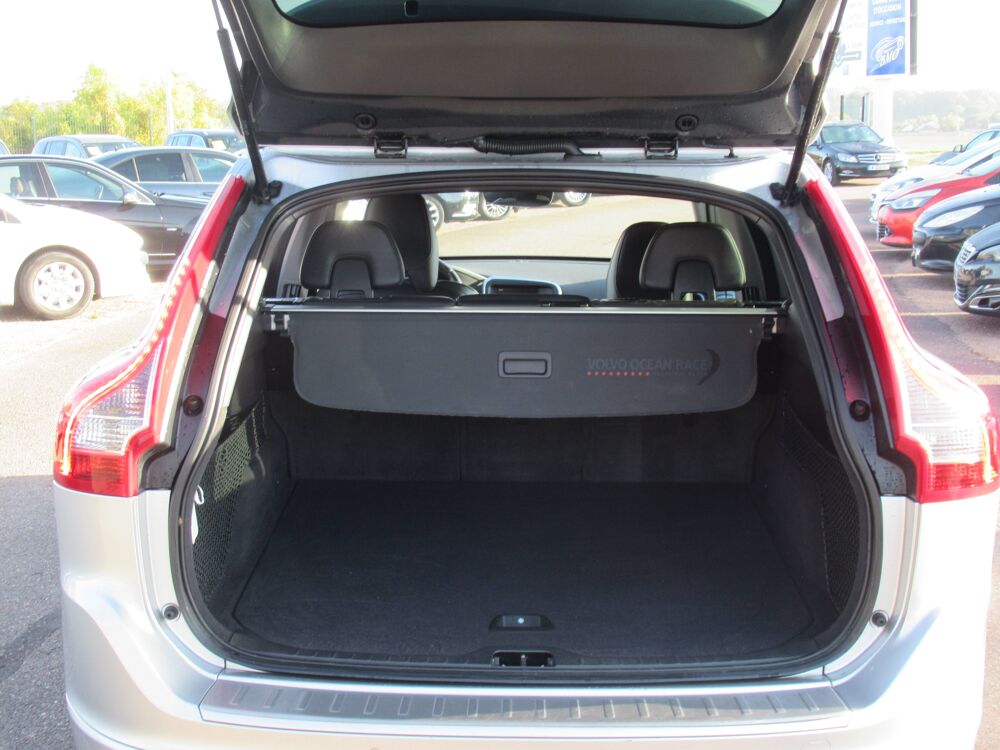 XC60 D5 220ch AWD Momentum 2016 occasion 10410 Saint-Parres-aux-Tertres