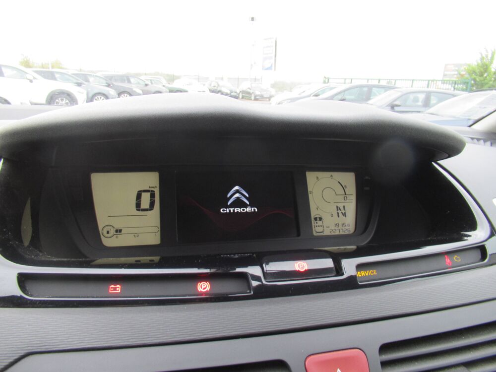 C4 Picasso 1.6 e-HDI 110ch Exclusive BMP6 2012 occasion 10410 Saint-Parres-aux-Tertres