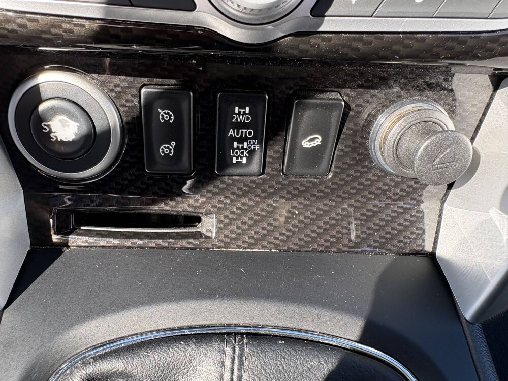 Koleos 2.0 dCi 150 Carminat 4x4 2012 occasion 13220 Ch&acirc;teauneuf-les-Martigues