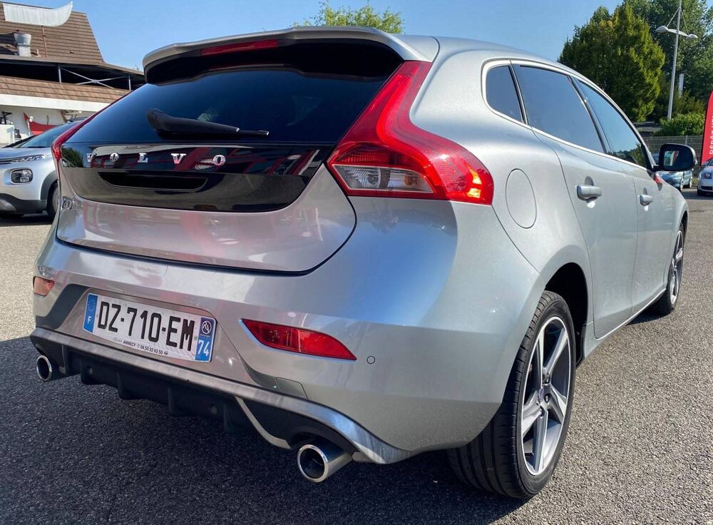 V40 II D3 150ch R-Design Geartronic 6 2016 occasion 74330 &Eacute;pagny Metz-Tessy