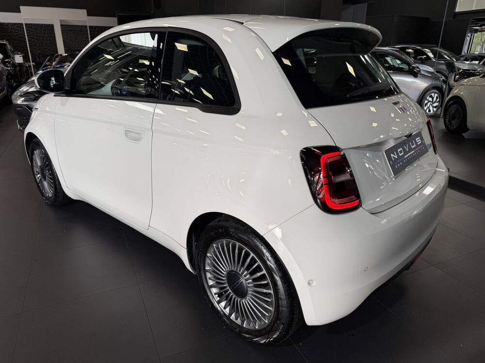 500 E FIAT 500 118CV 42 KW ICONE PLUS 2024 occasion 77240 Vert-Saint-Denis