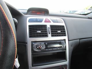 307 1.6 16v Style 5p 2007 occasion 10410 Saint-Parres-aux-Tertres