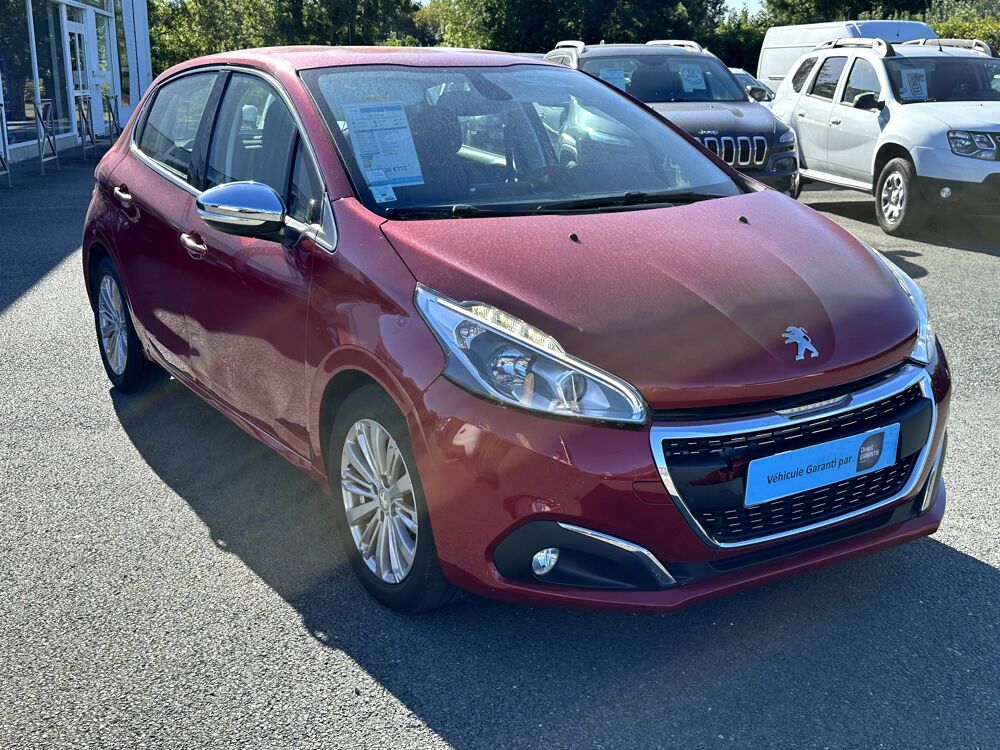 208 1.2 PureTech 110ch Allure S&S 5p 2016 occasion 17430 Tonnay-Charente