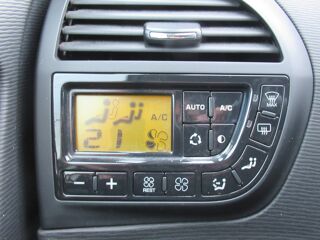 C4 Picasso 1.6 e-HDI 110ch Exclusive BMP6 2012 occasion 10410 Saint-Parres-aux-Tertres