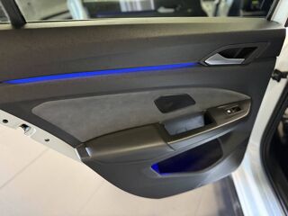 Golf GOLF R-LINE 1.5 ETSI 150CV DSG ATTELAGE HARMANKARDON 2024 occasion 77240 Vert-Saint-Denis
