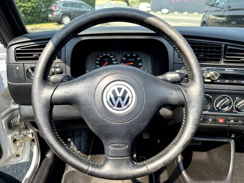 Golf IV 1.6 100 Confort BVA 3p 1999 occasion 17430 Tonnay-Charente