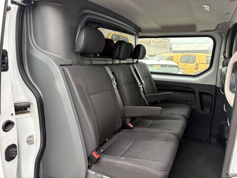 Trafic combi 1.6 dCi 145 Energy Zen 6 Places 2018 occasion 13220 Ch&acirc;teauneuf-les-Martigues