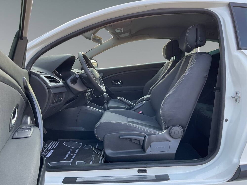M&eacute;gane III Coupe 1.5 dCi 110ch FAP Dynamique eco&sup2; Euro5 2010 occasion 21600 Longvic
