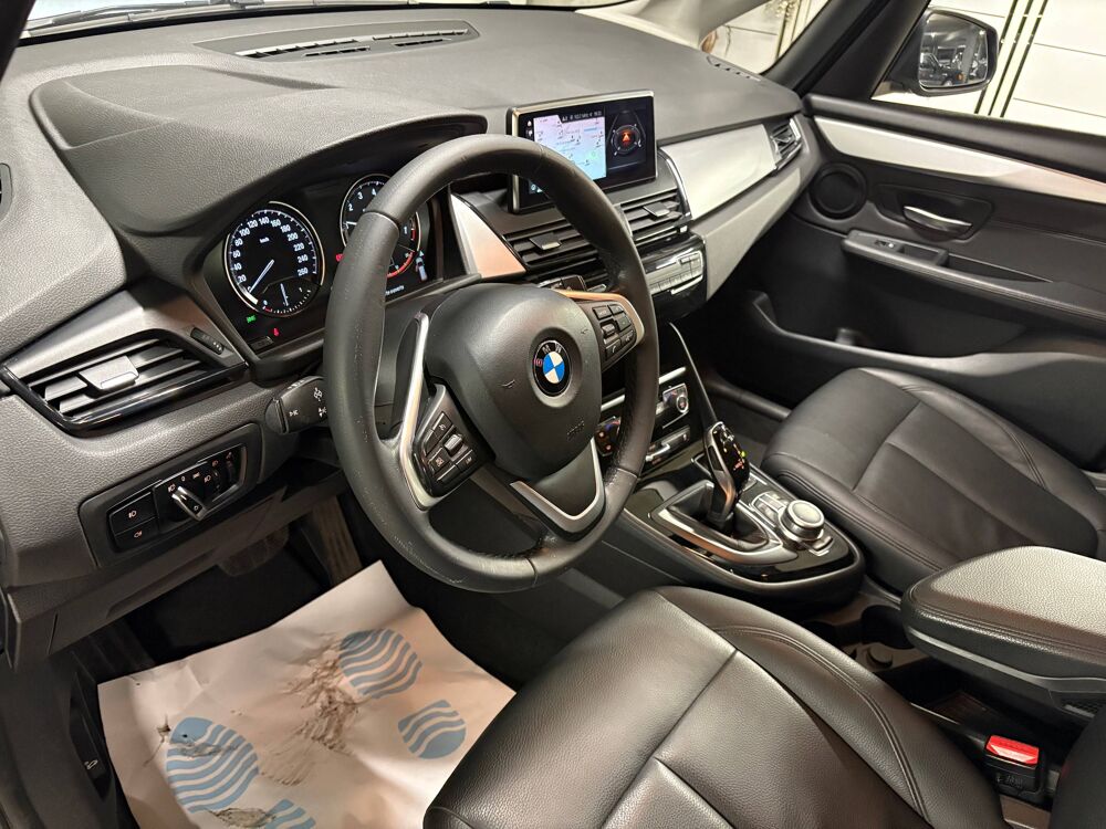 Serie 2 218iA 140ch Luxury DKG7 7cv 2019 occasion 75010 Paris