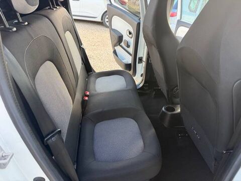 Twingo III (C07) 0.9 TCe 90ch Intens EDC 2017 occasion 69800 Saint-Priest