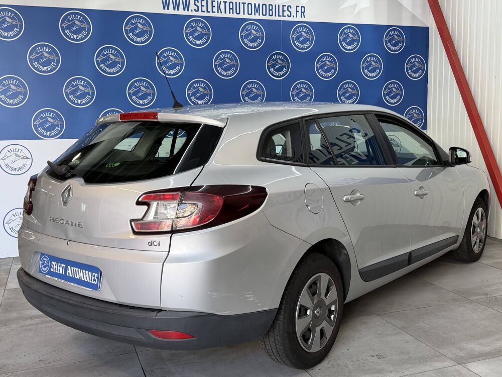 M&eacute;gane III (D95) 1.5 dCi 85ch Dynamique eco&sup2; 2009 occasion 38130 &Eacute;chirolles