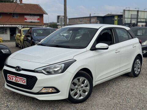 i20 II 1.2 84 Initia 2015 occasion 69800 Saint-Priest