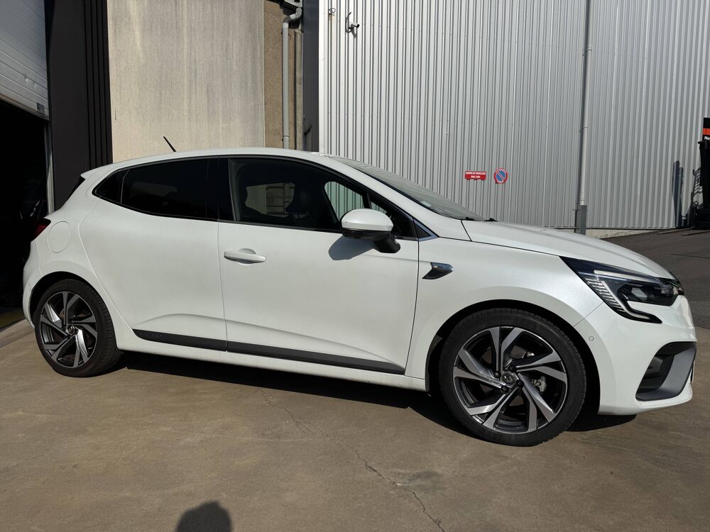 Clio V 1.6 E-Tech hybride 140ch RS Line 2021 occasion 49124 Saint-Barth&eacute;lemy-d'Anjou