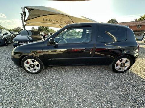 Clio II (B/C65) 1.4 16v 98ch Dynamique 3p 2003 occasion 69800 Saint-Priest