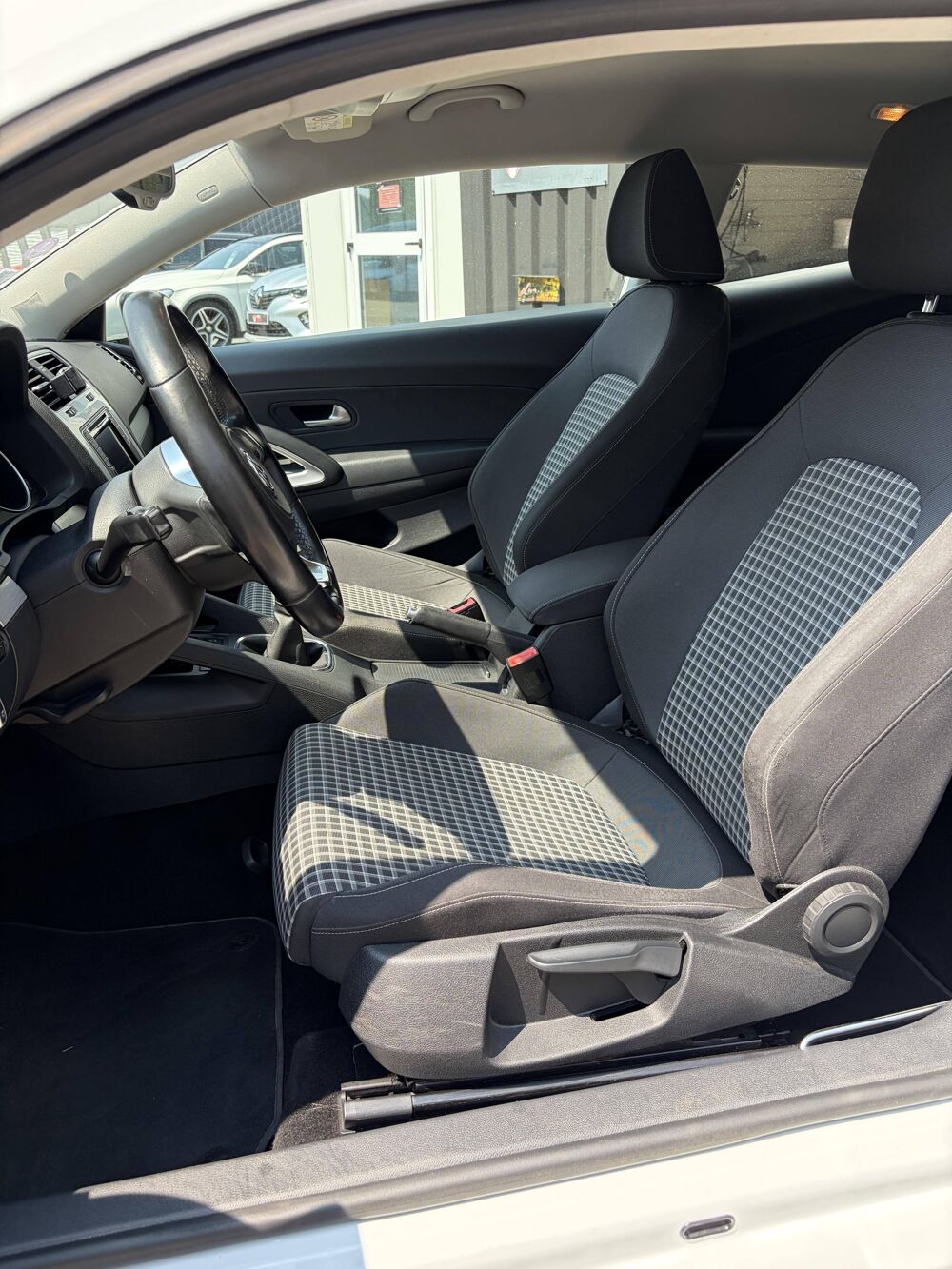 Scirocco 1.4 TSI 125 BlueMotion R Line 2015 occasion 49124 Saint-Barth&eacute;lemy-d'Anjou