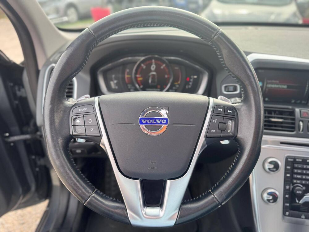 XC60 D4 190ch Summum Geartronic 2017 occasion 69800 Saint-Priest