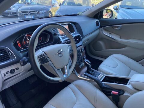 V40 D3 150ch Pro Geartronic 2017 occasion 74330 &Eacute;pagny Metz-Tessy