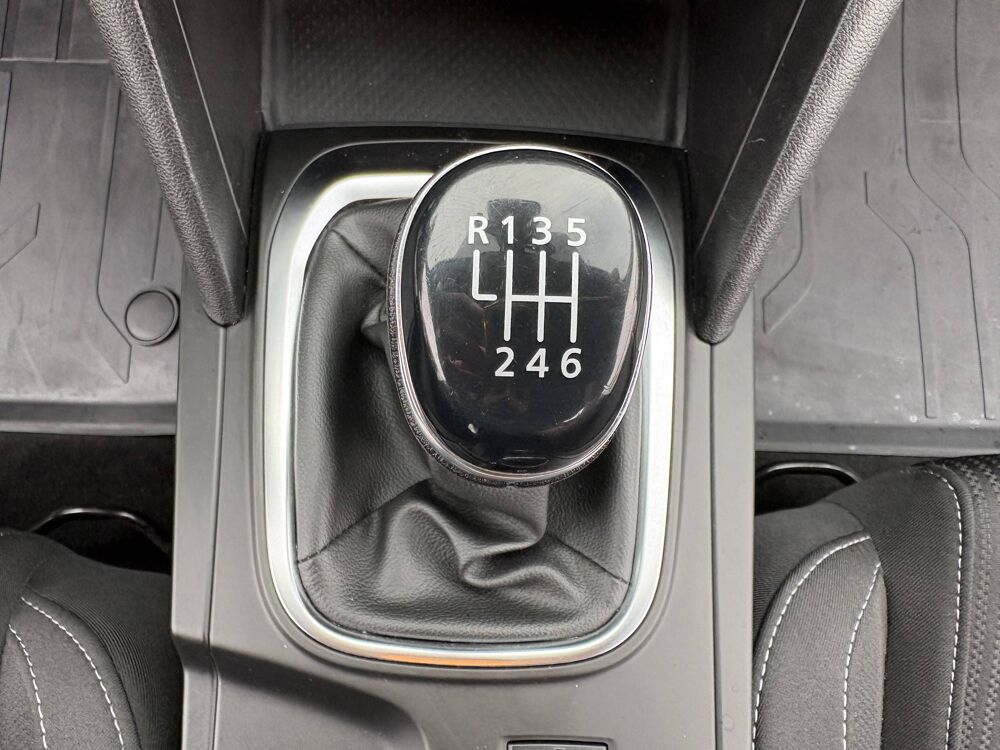 M&eacute;gane IV SOCIETE BLUE DCI 115 - 21N AIR NAV 2022 occasion 13220 Ch&acirc;teauneuf-les-Martigues