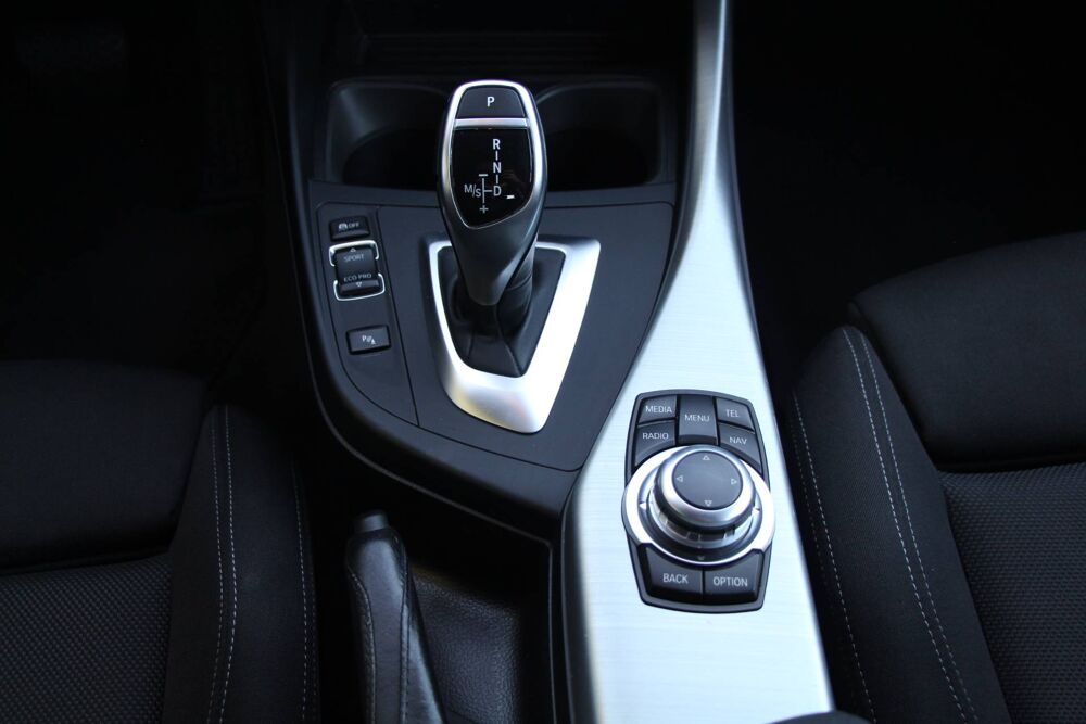 S&eacute;rie 1 II (F21/F20) 120dA xDrive 190ch Sport 5p 2017 occasion 68190 Ensisheim