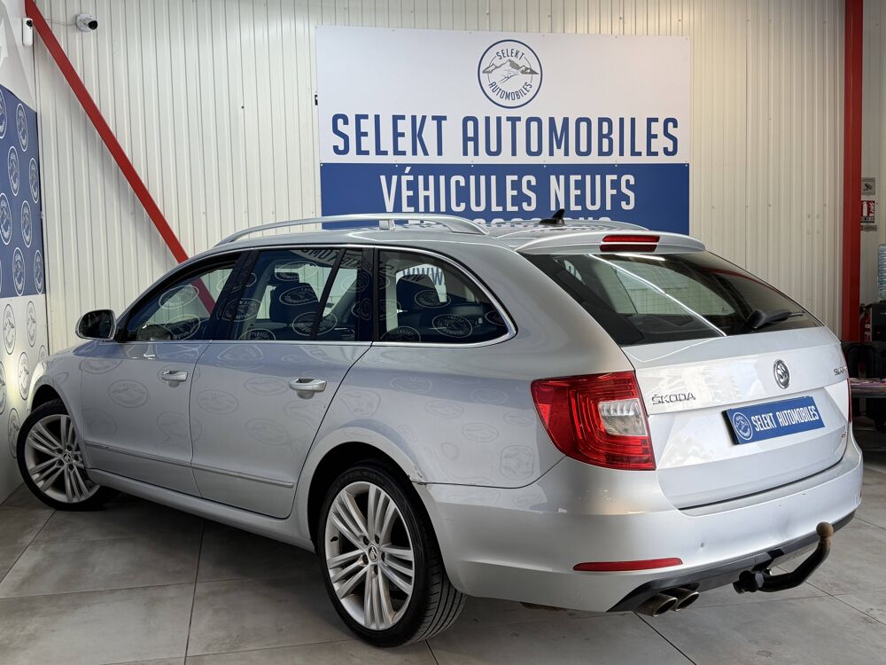 Superb II COMBI 4x4 PHASE 2 2.0 TDI 16V 140 CH 1ERE MAIN 2014 occasion 38130 &Eacute;chirolles