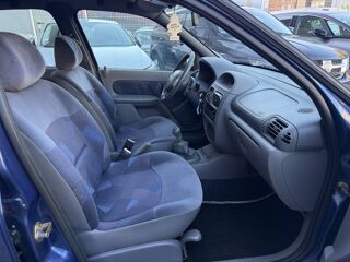 Clio 1.4 73ch RT 5p 1998 occasion 38130 &Eacute;chirolles