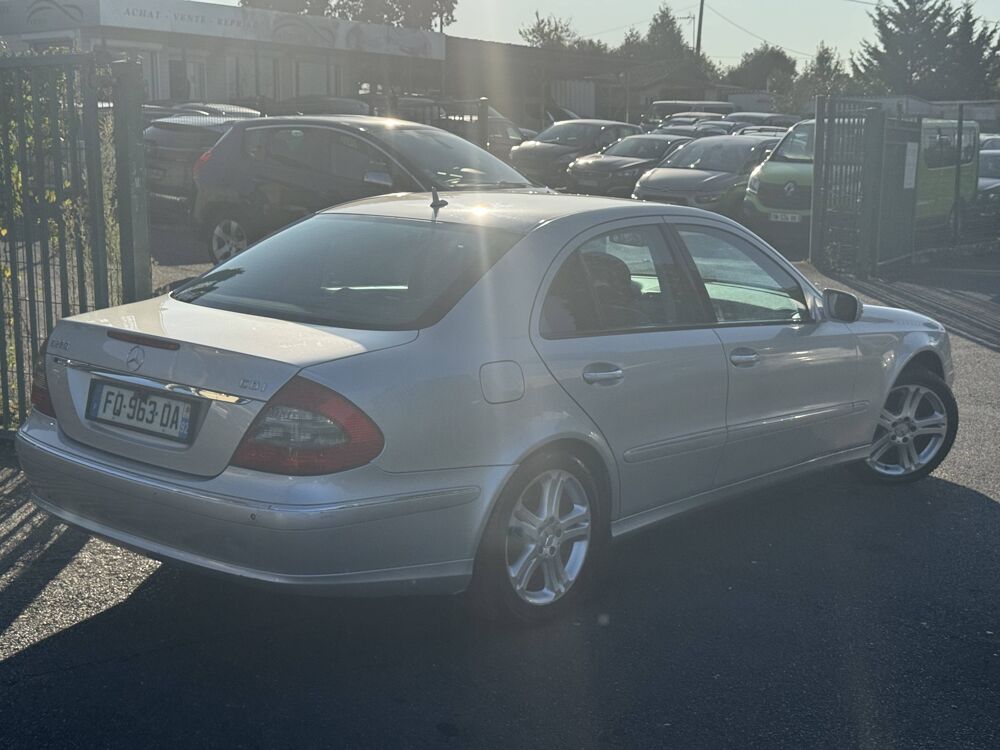 Classe V MERCEDES CLASSE E III PHASE 2 4P 3.0CDI 190 V6 24V Turbo 2007 occasion 95480 Pierrelaye