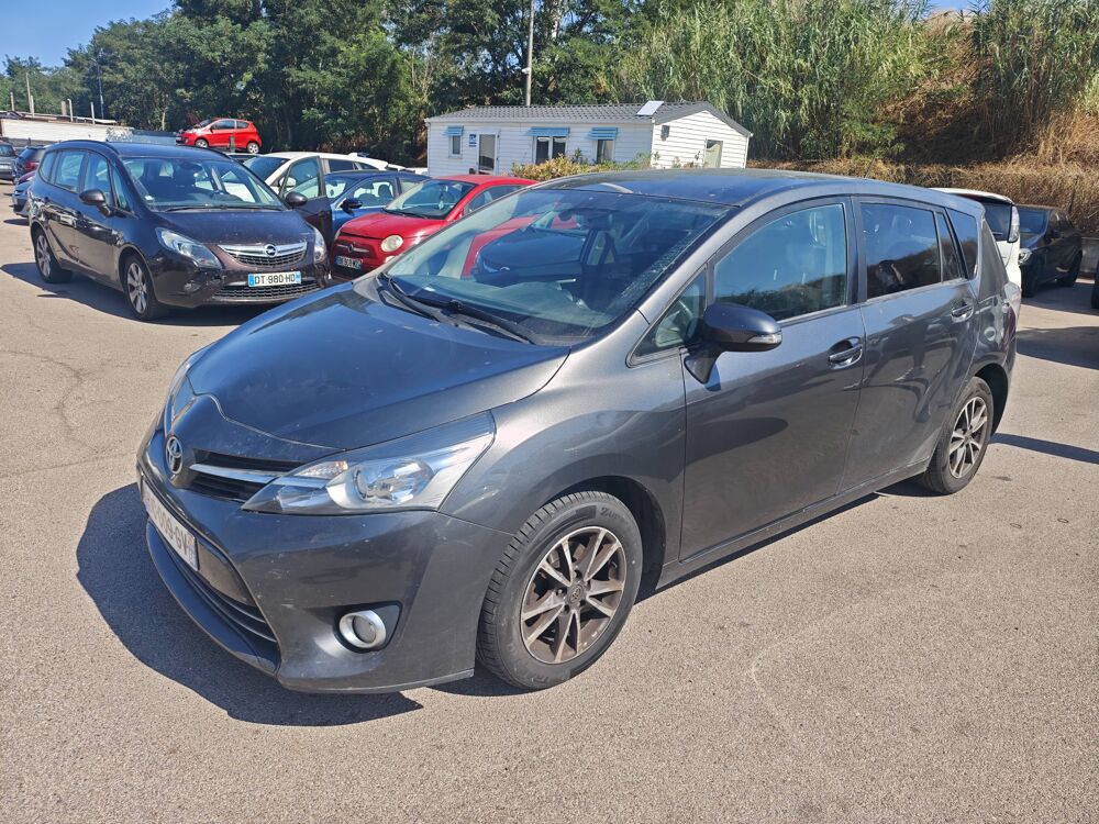Verso Phase 2 (AU-ZG) 2.0 D-4D 16V 124 cv 2014 occasion 66430 Bompas