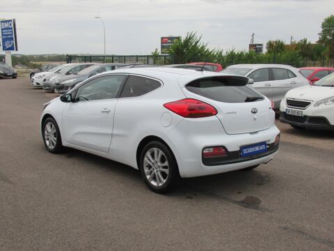 Ceed II 1.6 CRDi 110ch Style 2014 occasion 10410 Saint-Parres-aux-Tertres