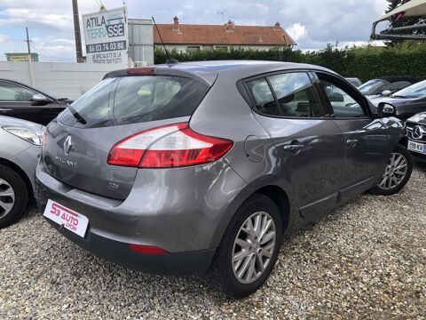 M&eacute;gane 1.2 TCe 115ch energy Zen eco&sup2; 2014 occasion 69800 Saint-Priest