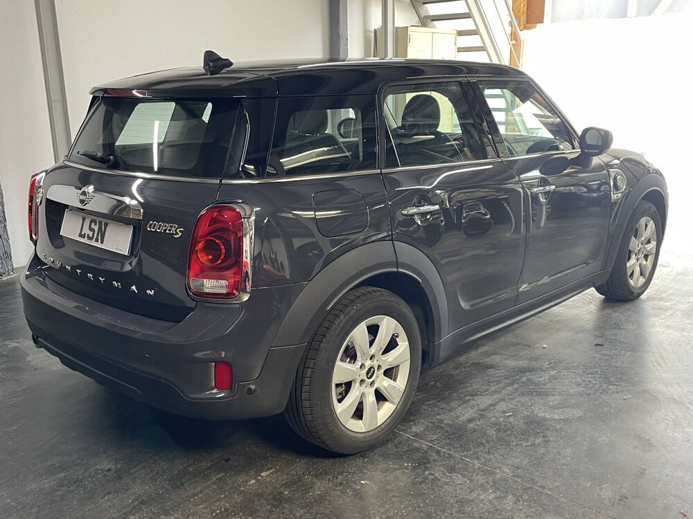 Cooper COUNTRYMAN COOPER SE 136+88 CH BUSINESS DESIGN ALL4 BVA 2020 occasion 92500 Rueil-Malmaison