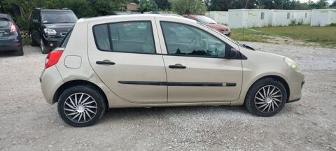 Clio III (B/C85) 1.5 dCi 70ch Expression 5p 2007 occasion 66000 Perpignan