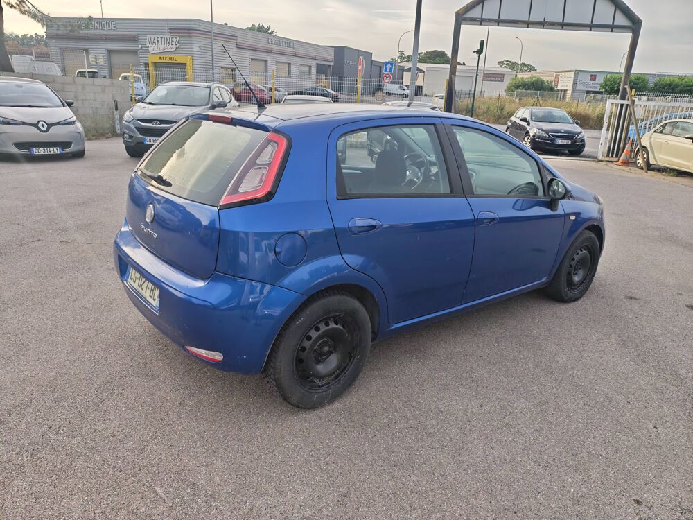 Punto 1.3 Multijet 16v 85ch DPF S&S Dynamic 2012 occasion 66430 Bompas