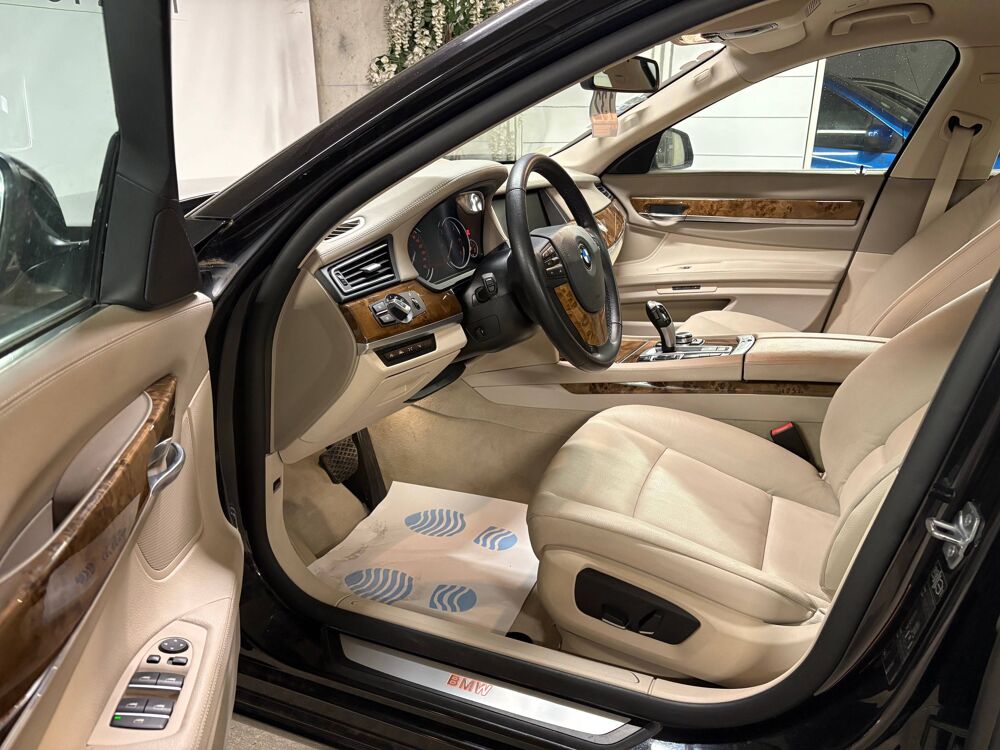 S&eacute;rie 7 V (F01/F02) 730dA 258ch Luxe 2013 occasion 75010 Paris