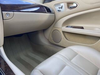 XK 5.0 V8 Portfolio 2010 occasion 78200 Buchelay